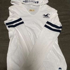 New without tags hollister shirt